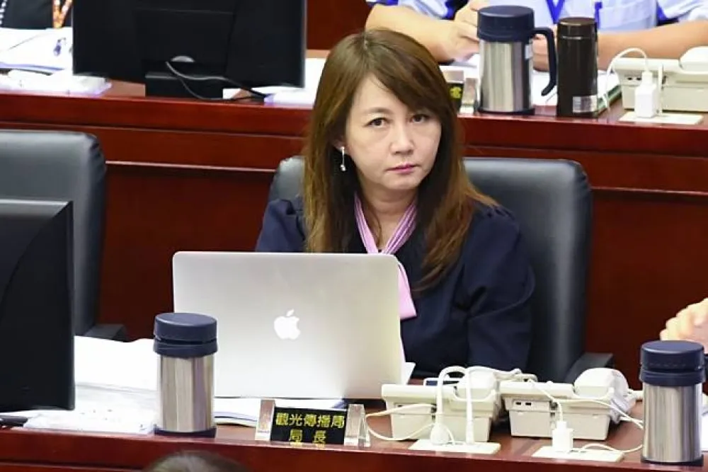 簡余晏自爆在北市府很不愉快　跟蔡壁如「真的很不合」