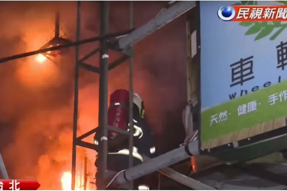 【1死7傷】北市龍江路套房竄惡火　縱火房客躲三溫暖落網