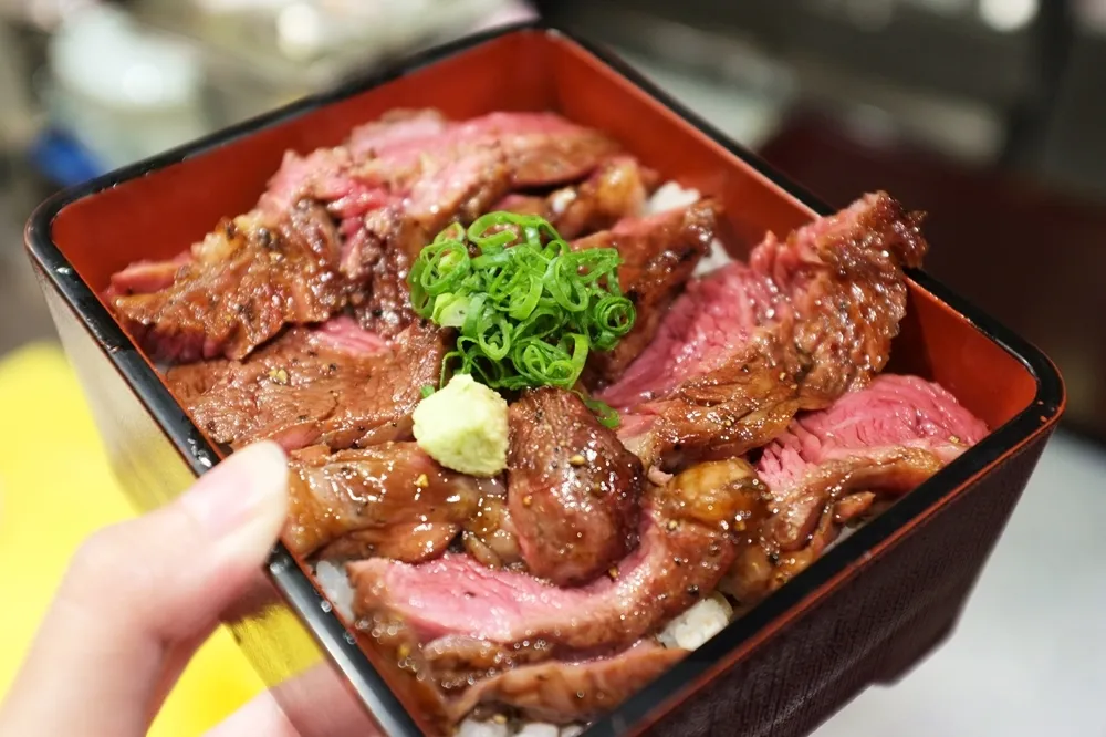 【有片】鳥丈爐端燒全台首推「台灣牛」、澎湖直送鮮魚　只有這2間店才吃的到！