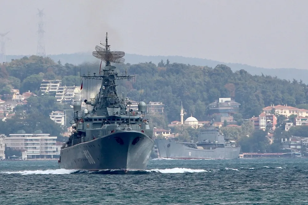 俄羅斯史上規模最大　28艘軍艦穿越北海道宗谷海峽