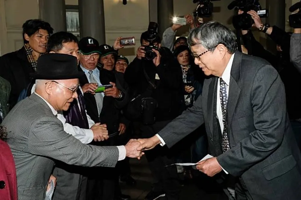 陳師孟查諷扁舞台劇　陳水扁抱怨院檢「抄家滅族」、「殺紅了眼」
