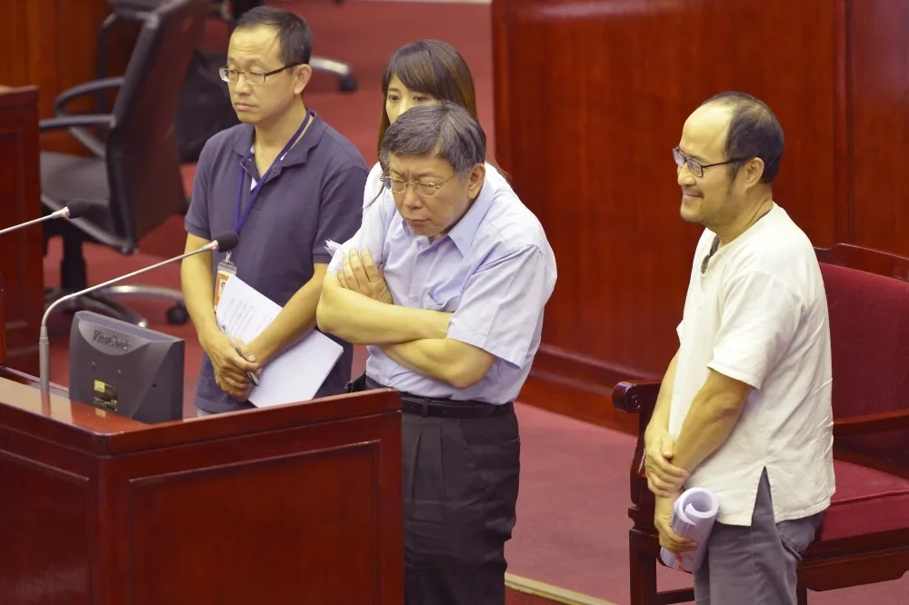 姚人多批柯文哲：你跟你厭惡的吳祥輝有什麼不一樣