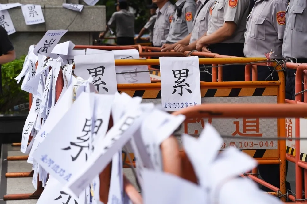 轉職加薪！人力銀行：台灣7成服務業啟動調薪計畫