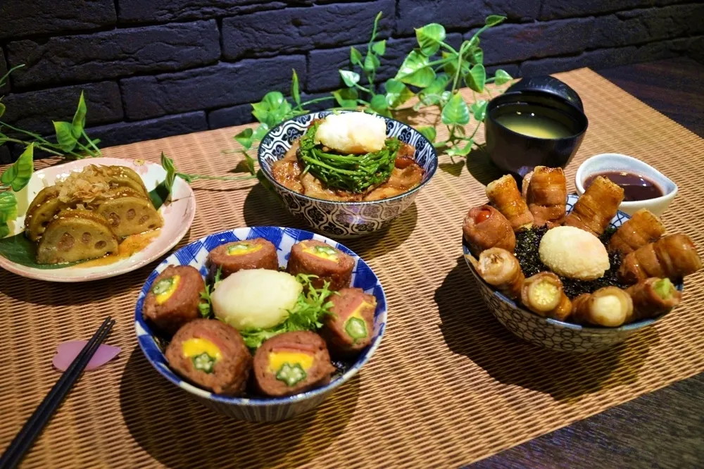 【有片】婦女節來犒賞自己！丼飯業者玩「花」樣　花系料理吸睛推出