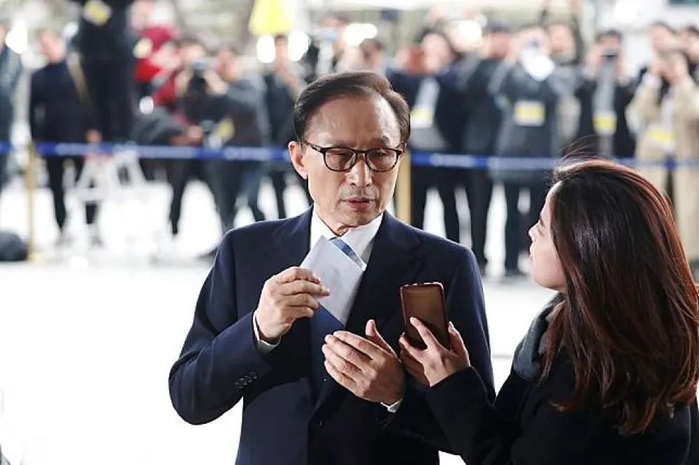 罪行訴狀厚達207頁　南韓前總統李明博本周恐入獄