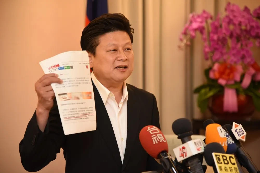 【直播】8億善款補助業者風波　傅崐萁親上火線回應