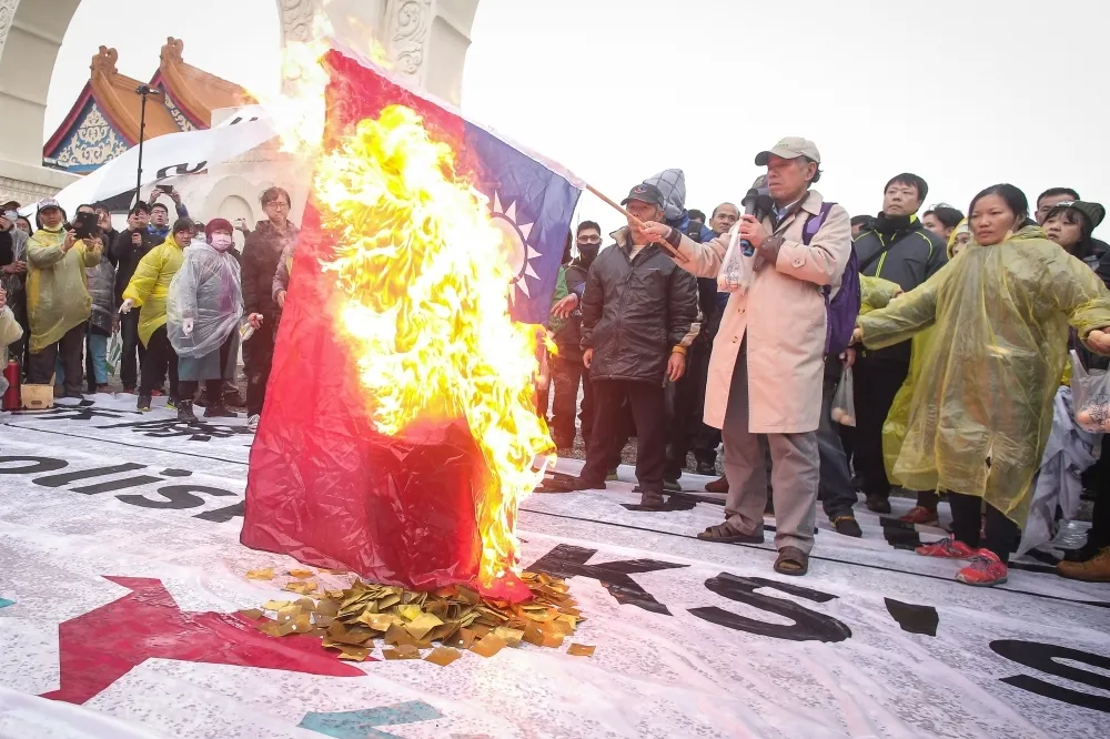 王健壯專欄：大法官該直面焚燒國旗案