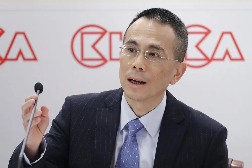 【接班重要】李澤鉅忙完政協立刻返港　正式成長和集團主席