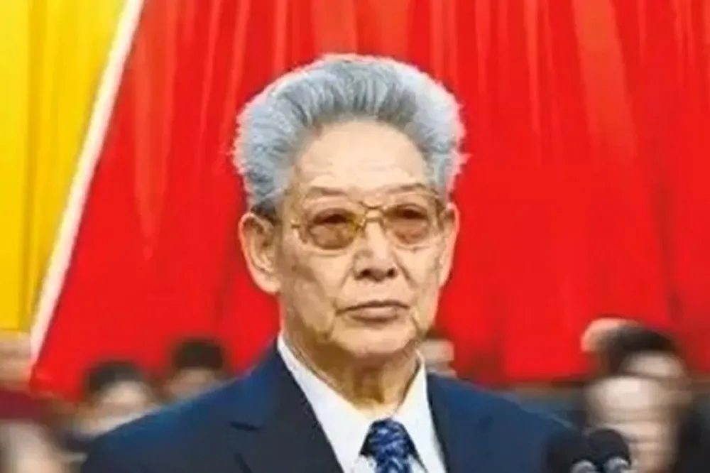 【2018中國兩會】帕巴拉活佛續任全國政協副主席　19歲出任至今已歷9屆