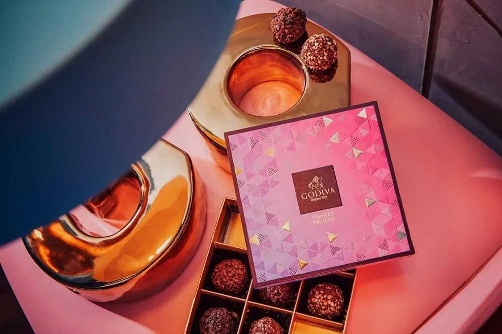 用巧克力禮盒、法式鹹派下午茶　GODIVA 營造白色情人節表白最佳時機！
