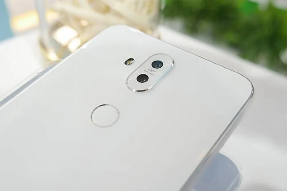 【現場直擊】ASUS ZenFone 5Q 搭載「超廣角四鏡頭」　加入萬元內手機行列