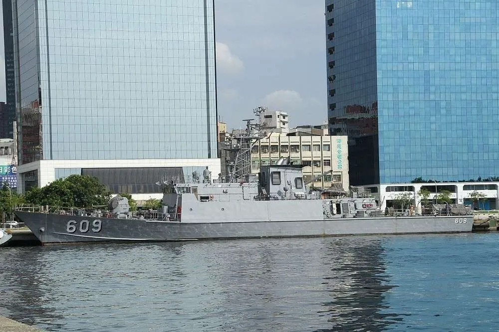 建構第二海軍　非沱江艦不可嗎
