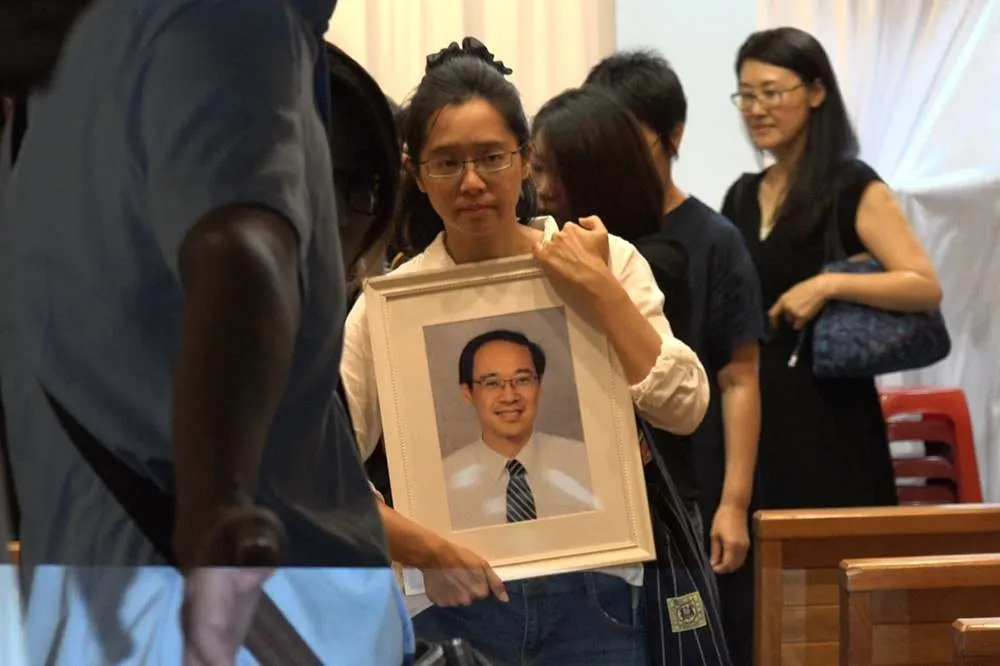 【有片】陪伴楊偉中返台　陳以真鞠躬感謝：我們記得很幸福的時光