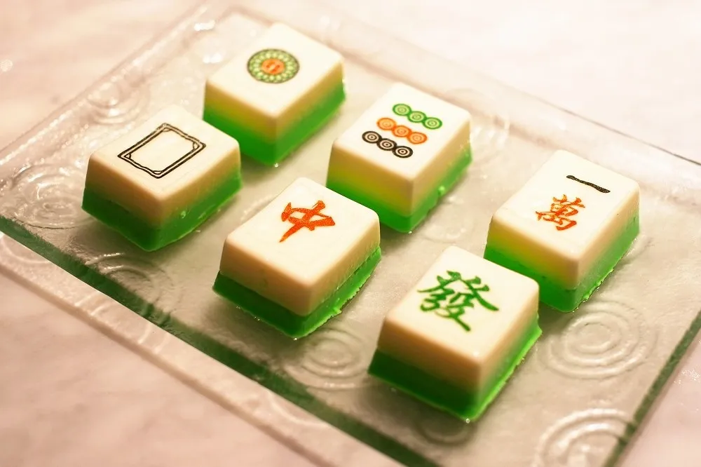 【有片】唐點小聚推出打卡吸睛美食　超逼真「十三么麻將」上桌