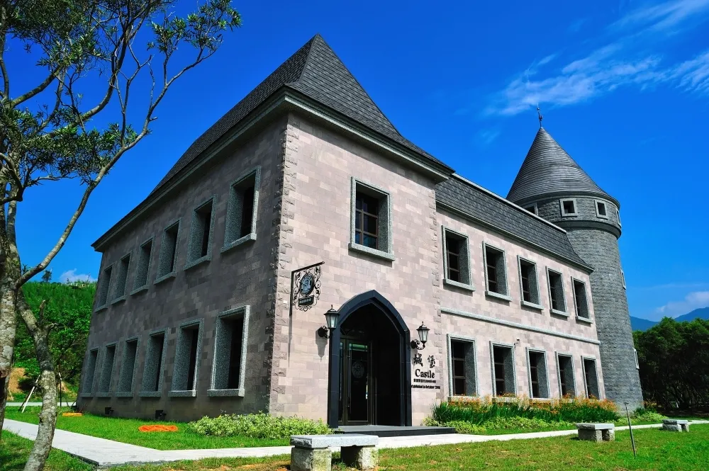 伯朗咖啡館迎2018年曙光 歐式城堡建築享受歐式風情
