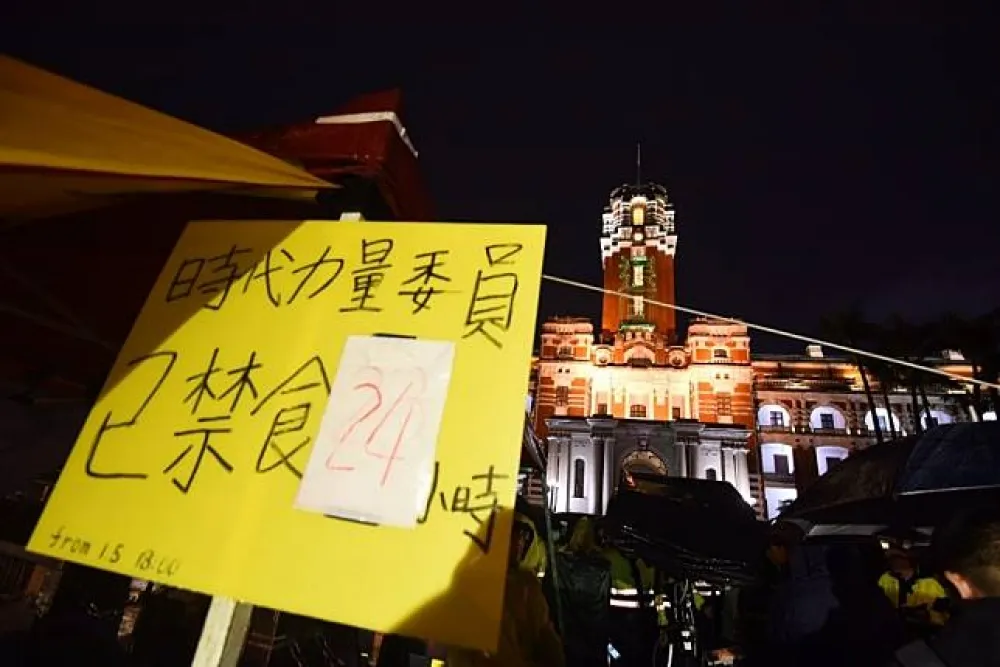 「不要變成鐵幕國家」　學者邱駿彥籲政府速徹總統府周圍拒馬