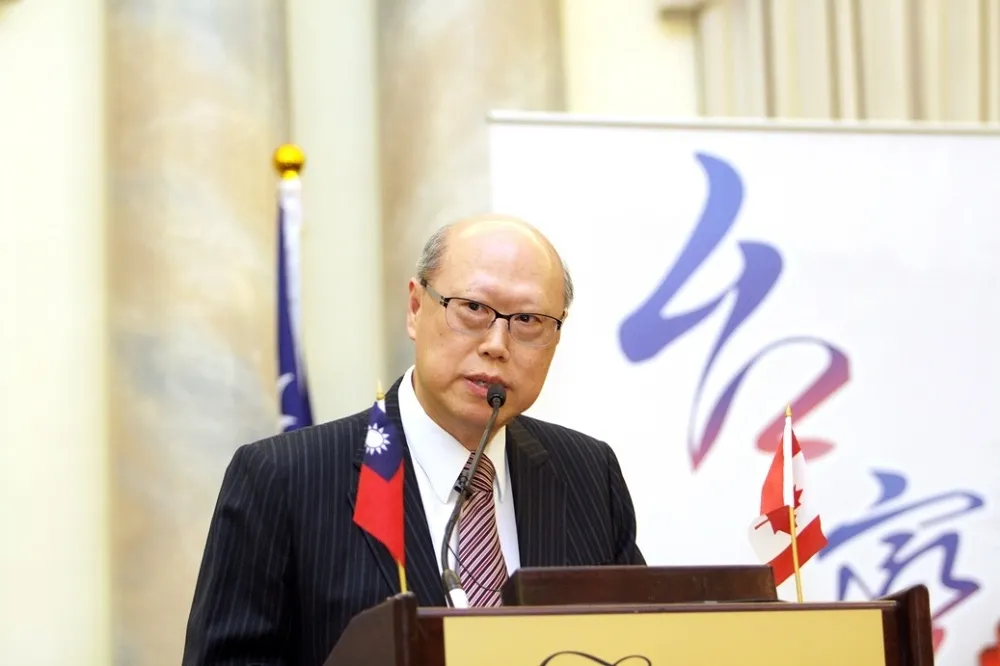 【內幕】綠營覬覦加拿大代表？　護照風波引爆外交部內閧