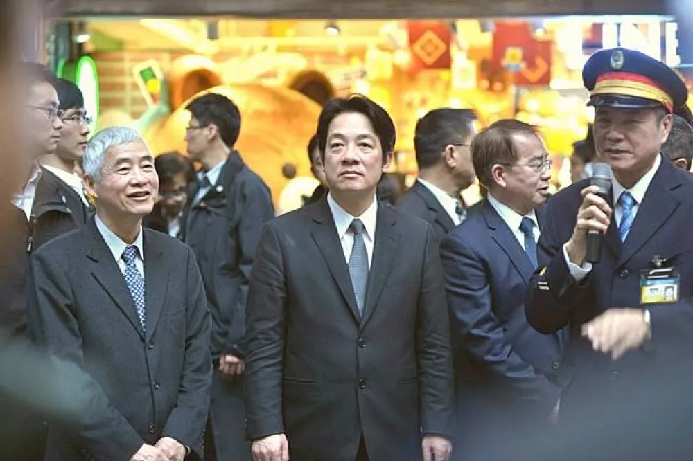 【視察春節疏運】駁返台機票變貴　賴清德：目前機位都還夠