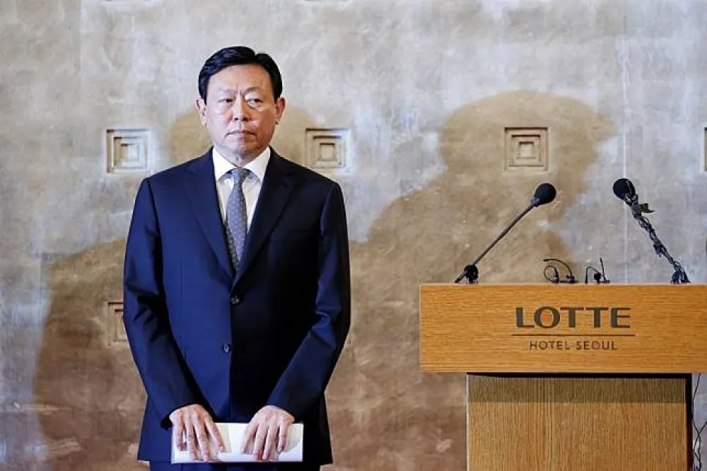 【朴槿惠閨密干政】聽爸爸的話行賄　樂天會長一審獲判1年8個月　
