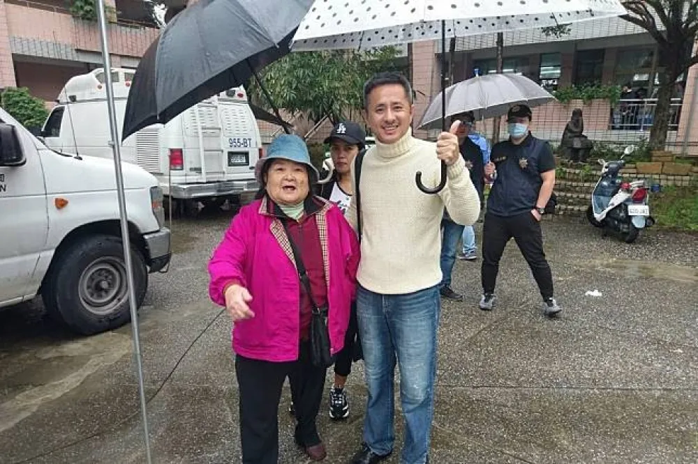 【罷昌投票登場】與兒不同調　孫繼正母親投不同意罷免