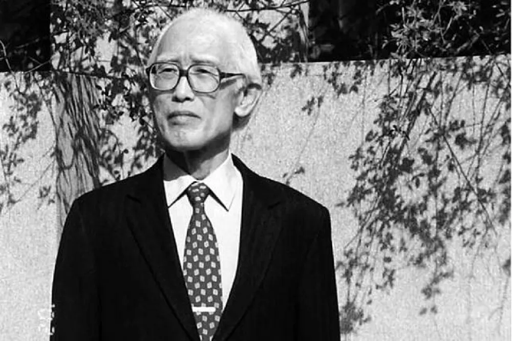 【追憶詩壇泰斗】 余光中走了　在七十年的台灣文化史上，是一個時代的結束