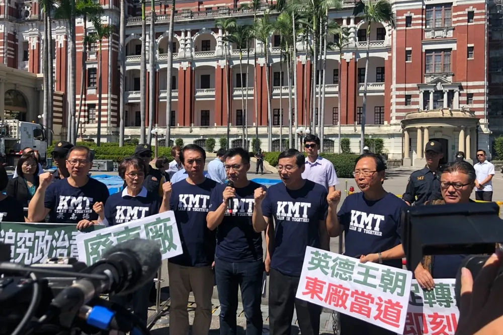 【東廠風波】沒見到蔡英文卻來了柯建銘　藍委批：現在立院是府側翼嗎