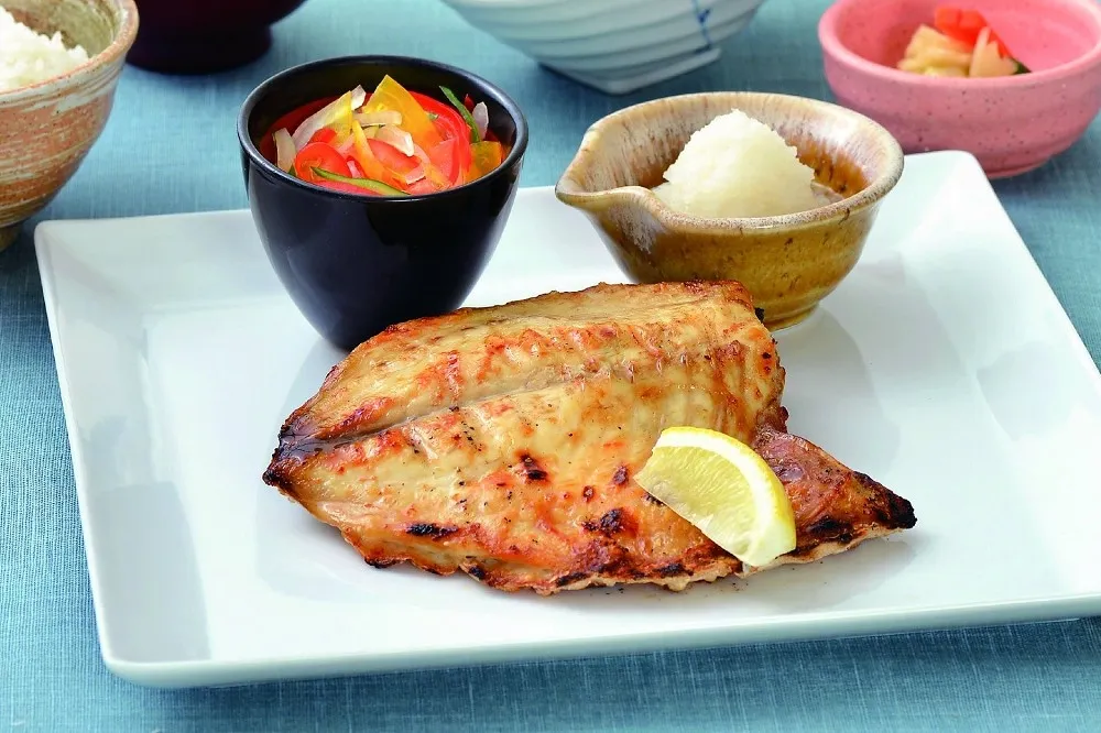 「炭烤黃金鯧定食」限量上市！來大戶屋吃年銷百萬份的超夯定食系列