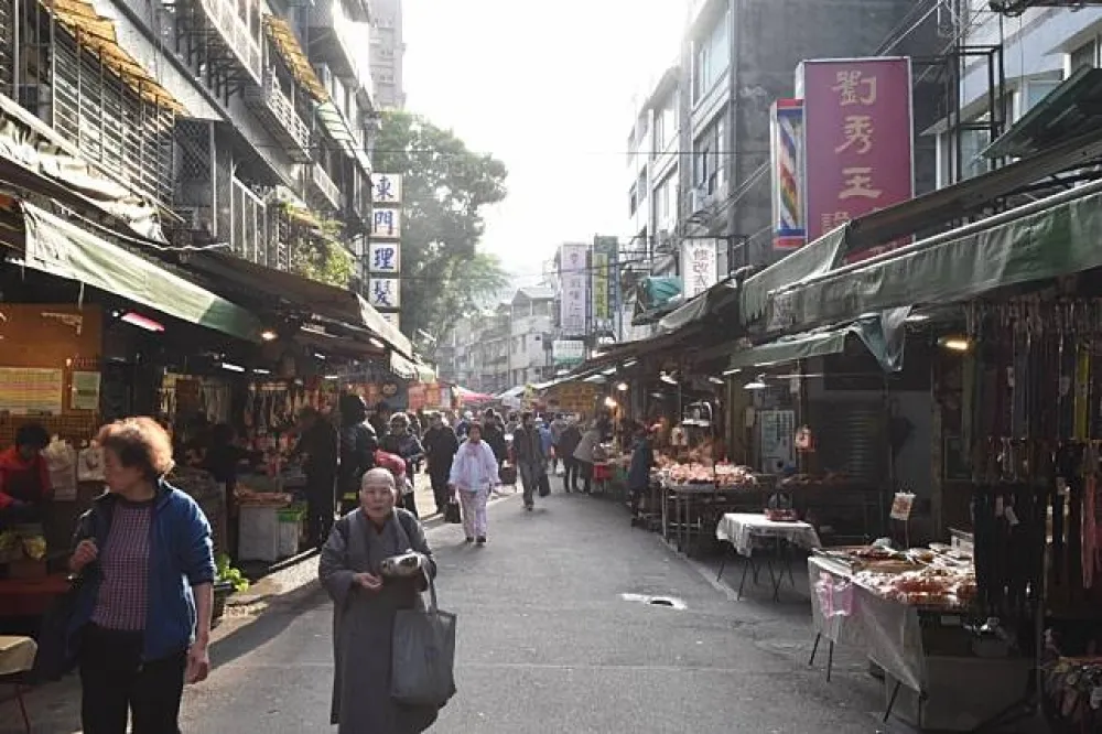 【還沒走春的趁今天】好天氣要沒了　鋒面明日報到氣溫降