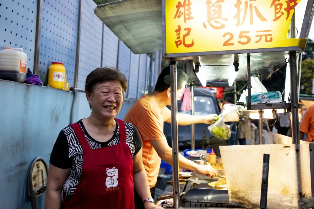 【上報人物孫佩霞】蔥油餅阿姨竟是諜報花　牽動20年前台海危機（上）