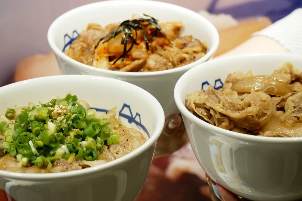 【影片搶先看】超人氣牛丼「松屋」28日開幕　蓋飯、定食搶先曝光！