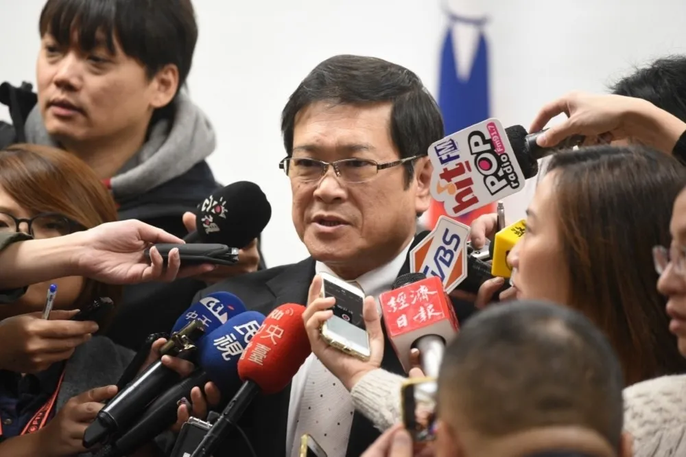 中火燃氣發電提前兩年上線　台電董座：對電價會有影響