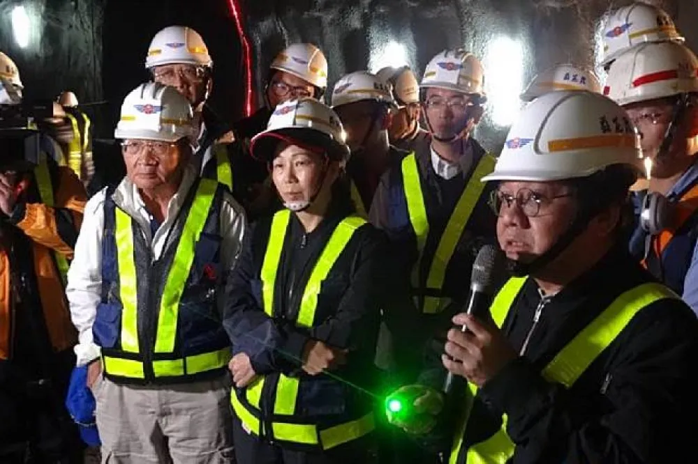 徐榛蔚質疑隱匿谷風隧道抽坍意外　蘇花改工程處：11月有刊登照片