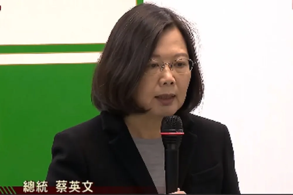 勞基法修法各界撻伐　蔡英文：我保證會杜絕勞工過勞出現