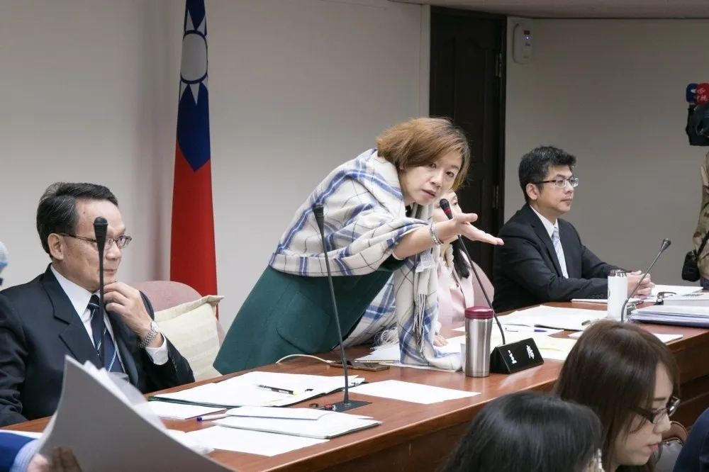賴香伶批勞基法修法「倉促輕忽」　林靜儀：每個人都有自己立場　