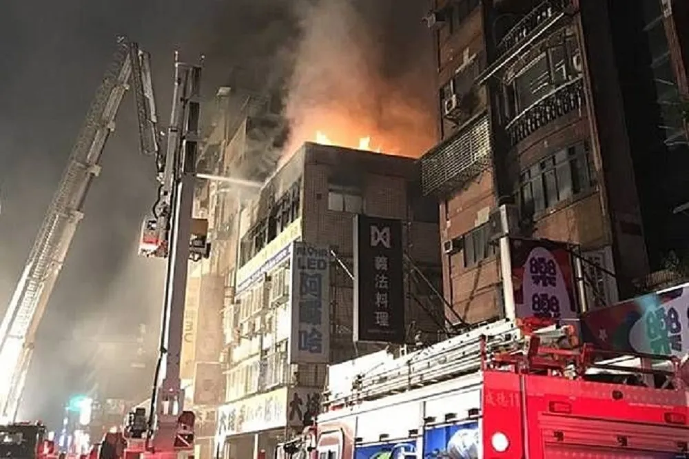 八德路公寓大火　6人獲救1人不幸葬身火場