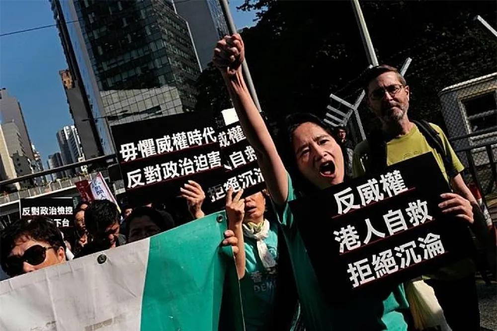 香港社運人士發起「反威權」遊行　2000人上中環聲援