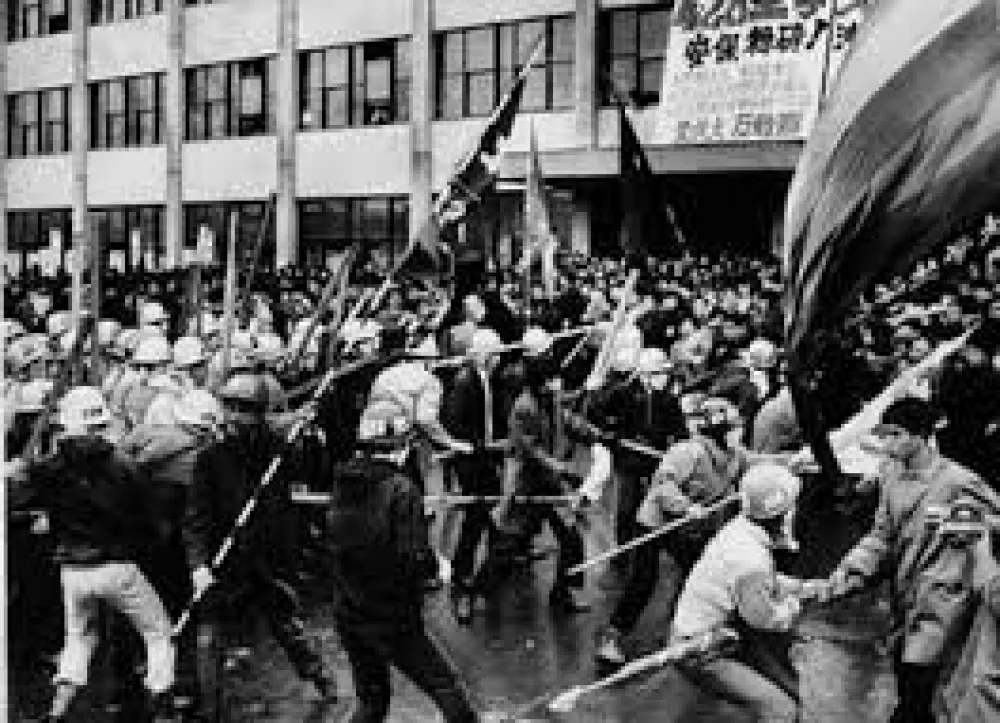 60年代的日本大學生如何反抗社會