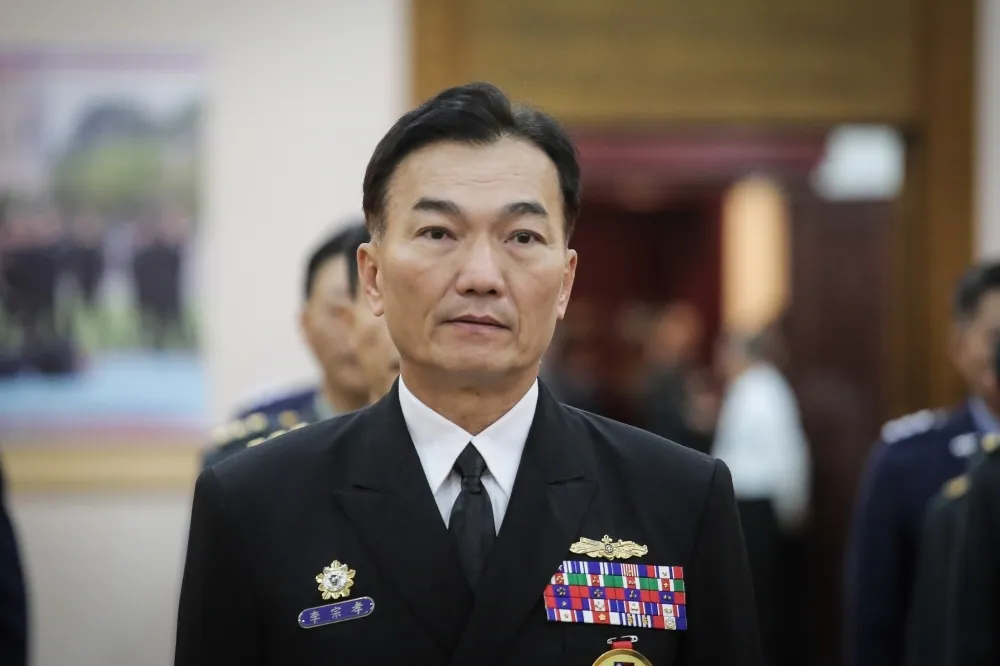 潛艦國造標案遭疑搞黑箱　海軍參謀長斥：與實情有很大出入
