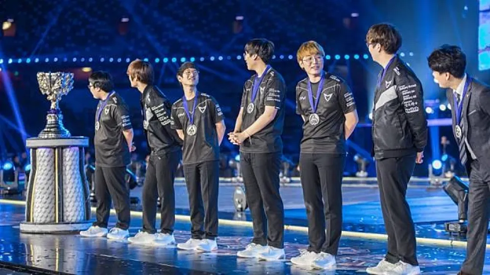 【英雄聯盟】韓媒Inven：三星冠軍隊伍可能出售　傳買家是KSV eSports