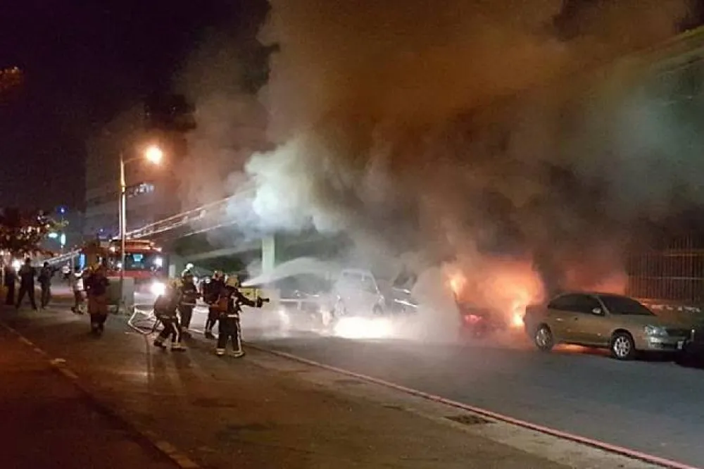 【疑債務壓力】夫開車自焚100%燒傷　警方告知後妻跳樓身亡