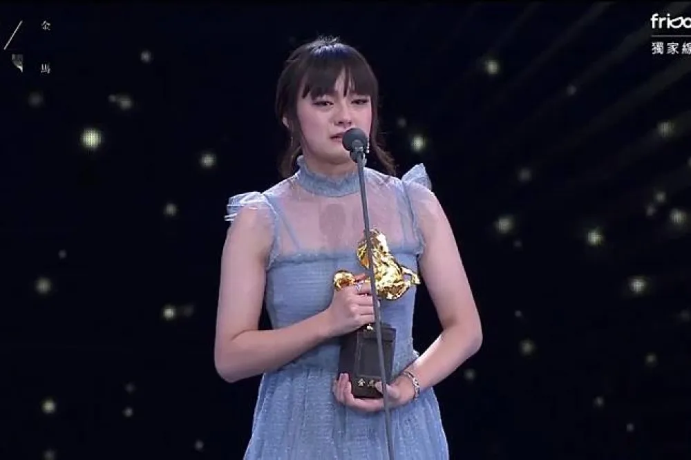 文淇14歲拿下金馬獎最佳女配角：謝謝導演看到我的中二