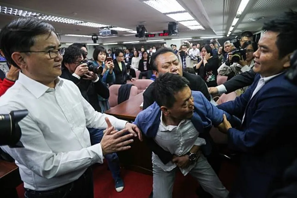 立委助理薪資落差大　有人稱平均給6萬有人僅3萬