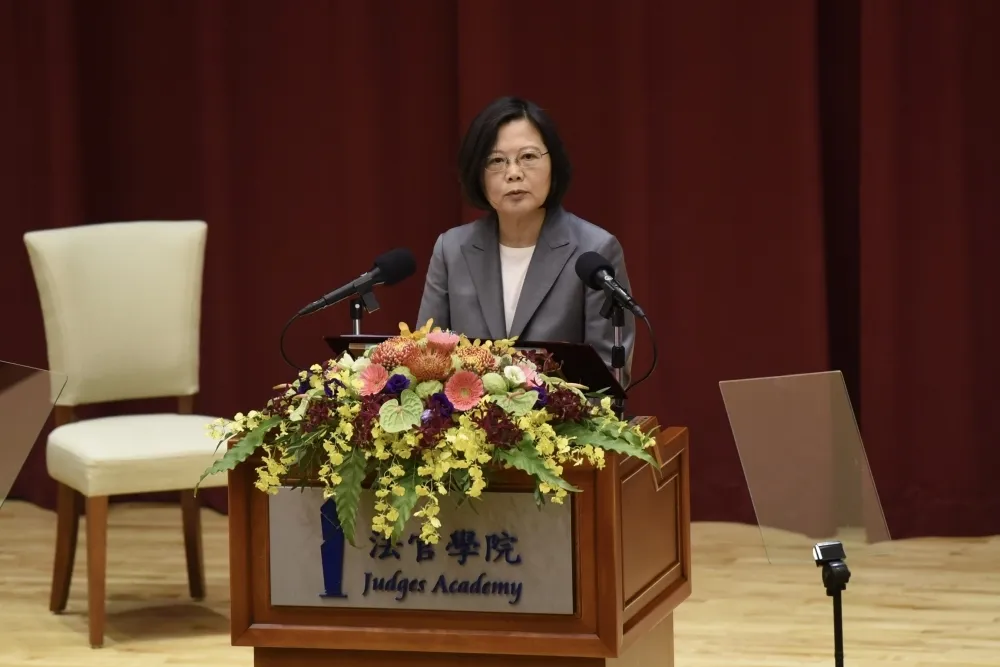 否認代小英勸退涂醒哲　謝長廷：我對嘉義只熟雞肉飯，怎麼喬