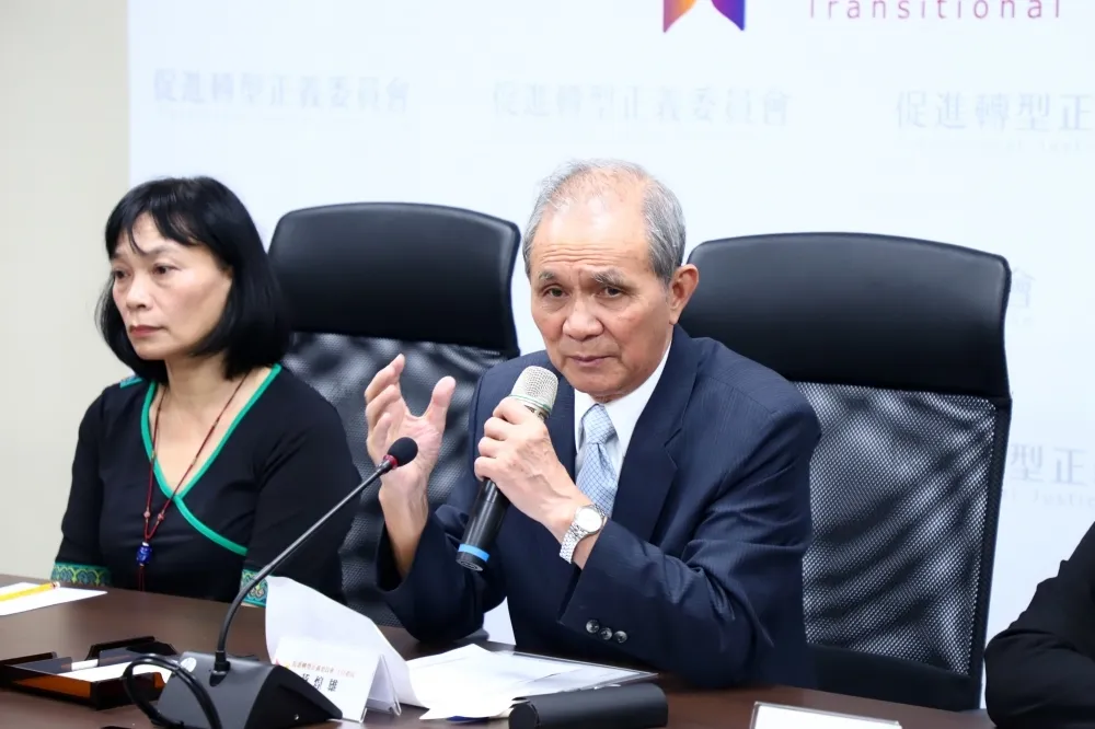 【東廠事件】促轉會主委黃煌雄突請辭　「為解開不必要的政治僵持」