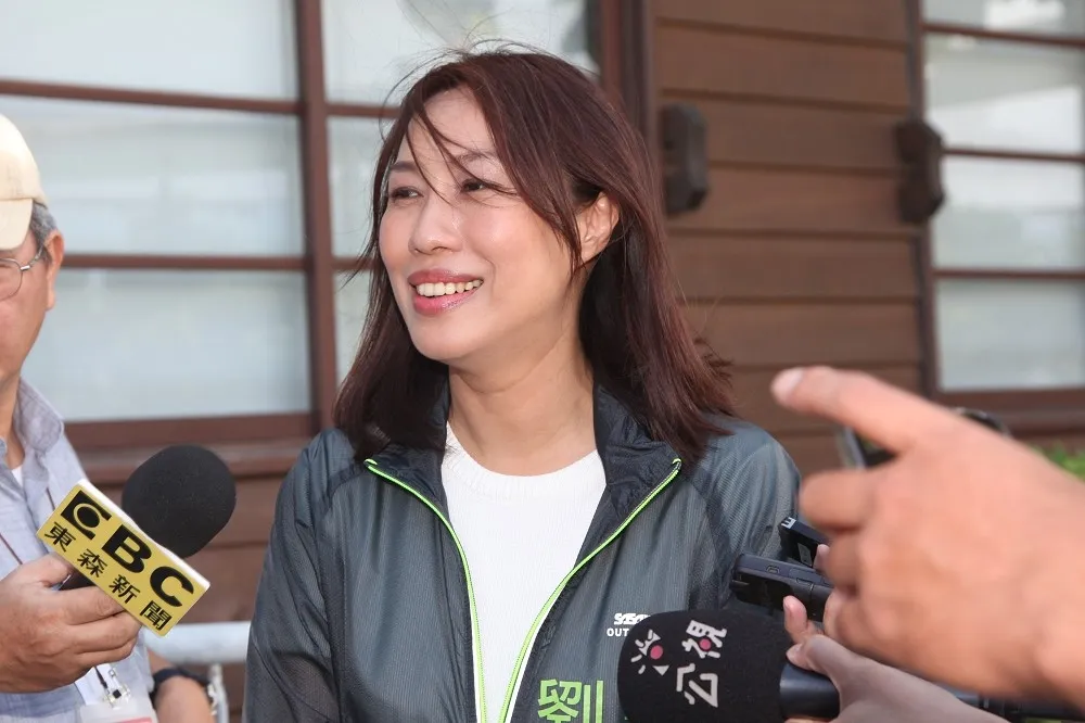 【花蓮選戰】蔡碧仲一改「傅家縣府」堅持中立　劉曉玫勇敢求變不容易