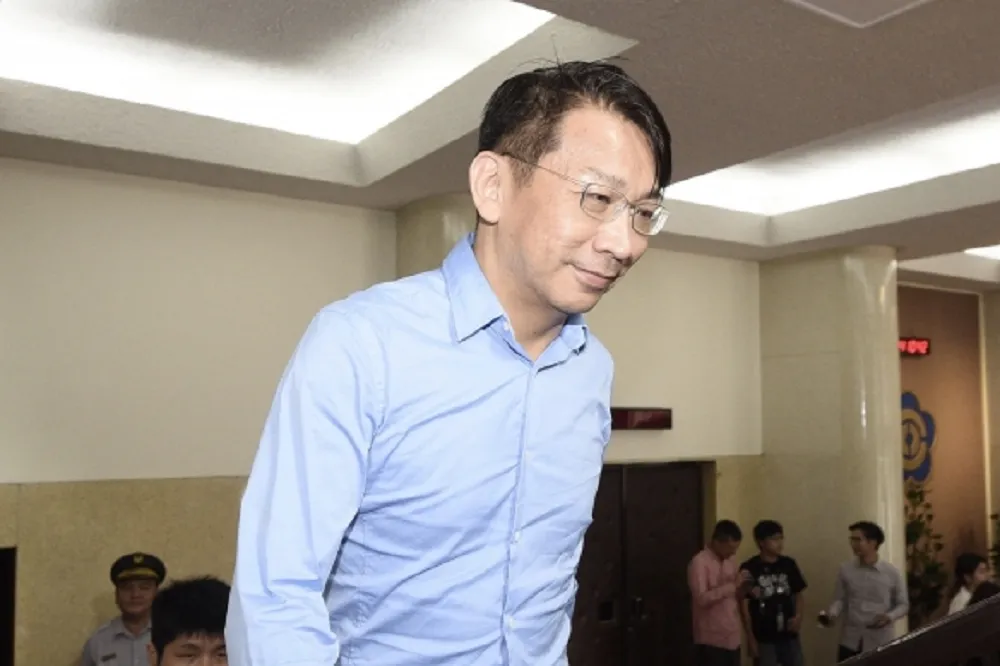 2名綠委漏簽留復議把柄　柯建銘「靠勢」讓徐永明卡關11小時   