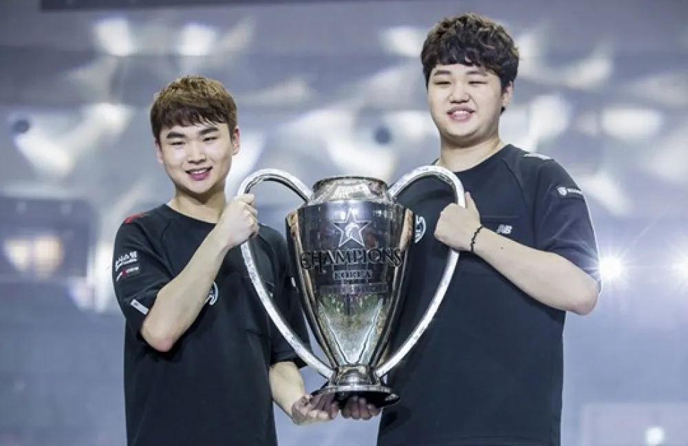 【英雄聯盟】PraY、GorillA不續約Longzhu 　正式成為自由選手
