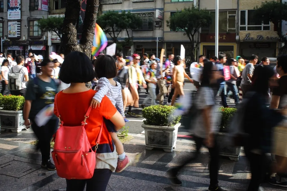 投書：「年金改革」和「堅定維護男女婚姻成親定義」都不是歧視