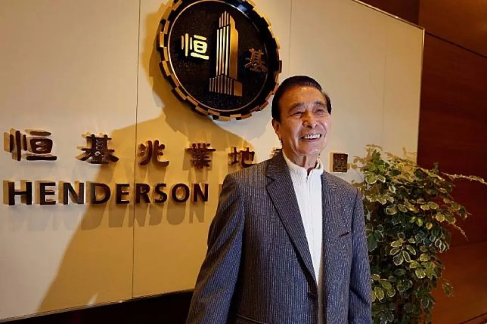 港股恒指破3萬點　「四叔」李兆基將守承諾捐39億做慈善