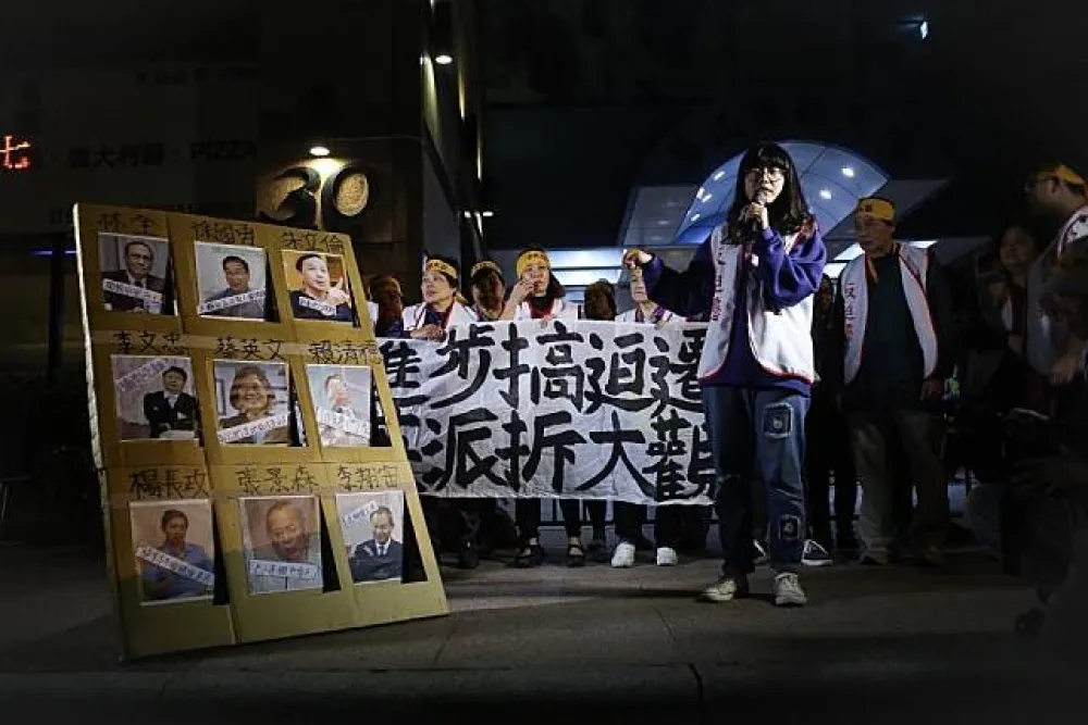 【抗爭到底】不出面天天睡黨部　大觀自救會逼蔡英文承諾緩拆